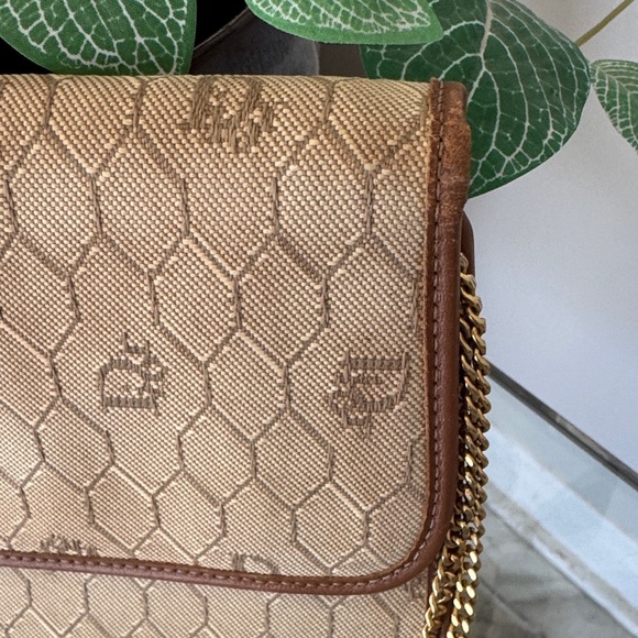 AMAZING DEAL ON Christian Dior Vintage Honeycomb Shoulder - Project Bag - Picture 6 of 14